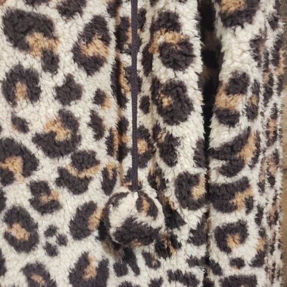 Pj Couture NWT leopard print hooded pullover woman's size extra large - Picture 8 of 8